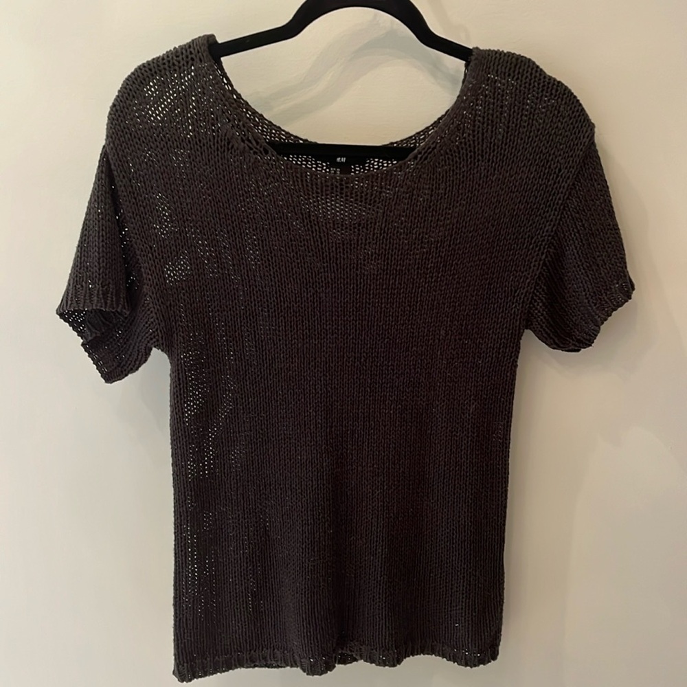 H and M Knit grey top. XS​​​​​​